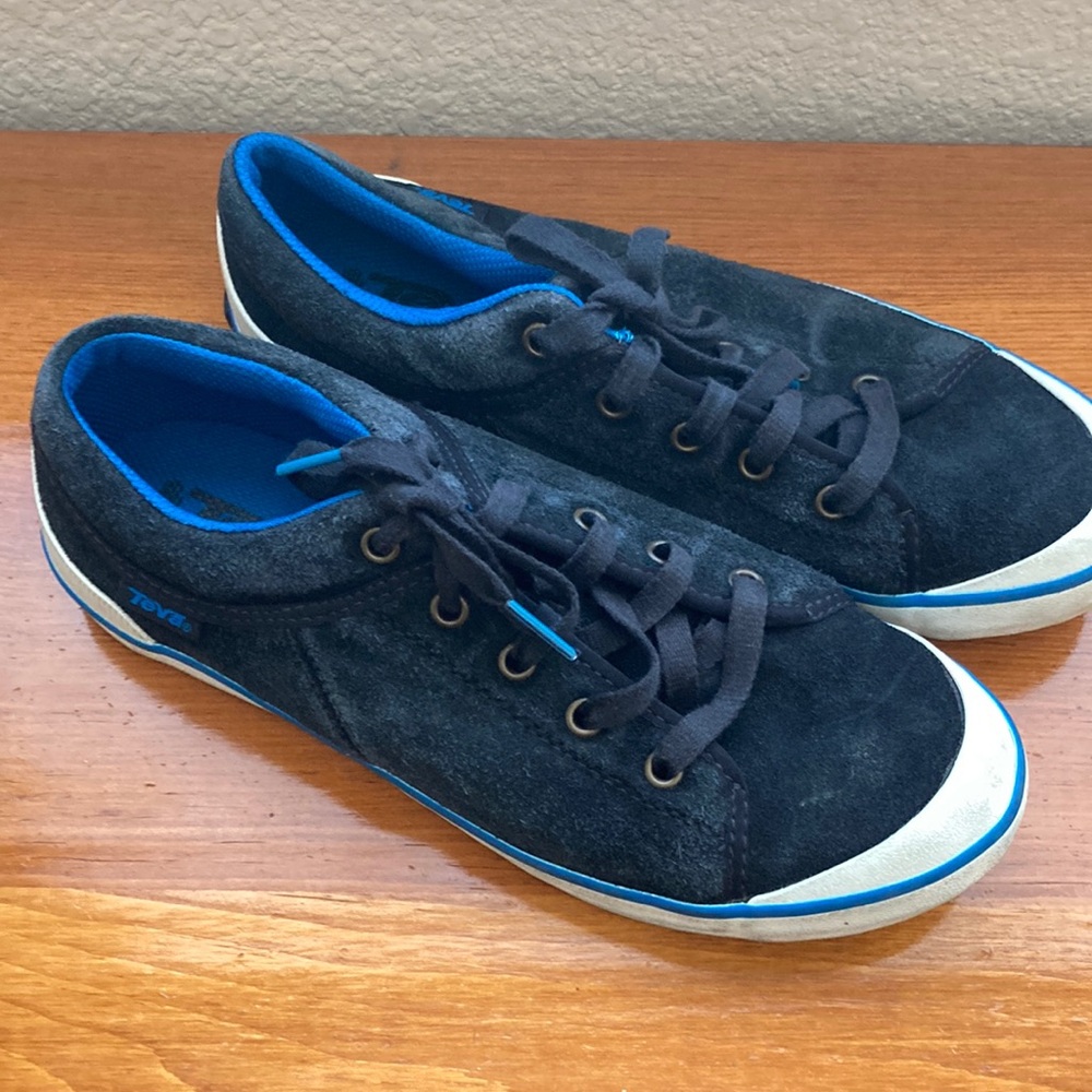 Teva Tennis Shoe
